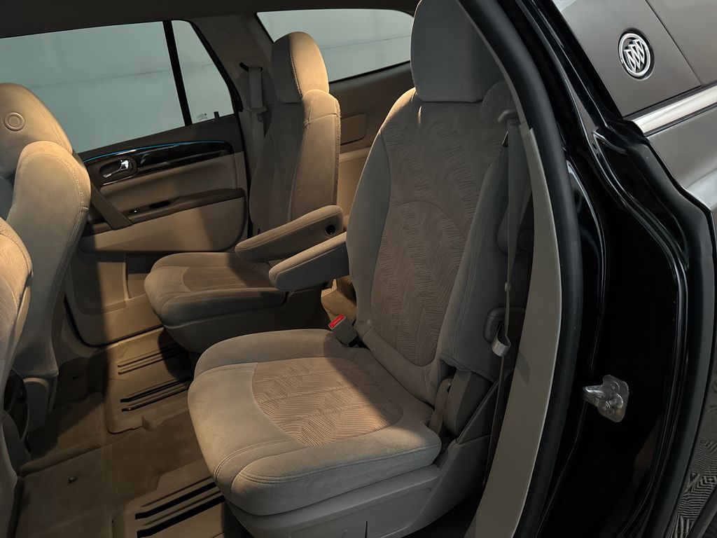 2016 Buick Enclave Convenience - Photo 29