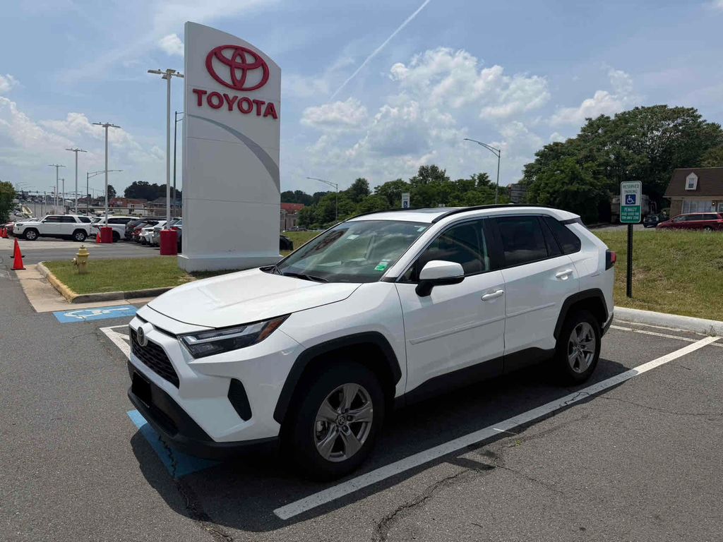 Ice Cap 2025 Toyota RAV4 XLE AWD SUV / Crossover All-Wheel Drive 8-Speed Automatic