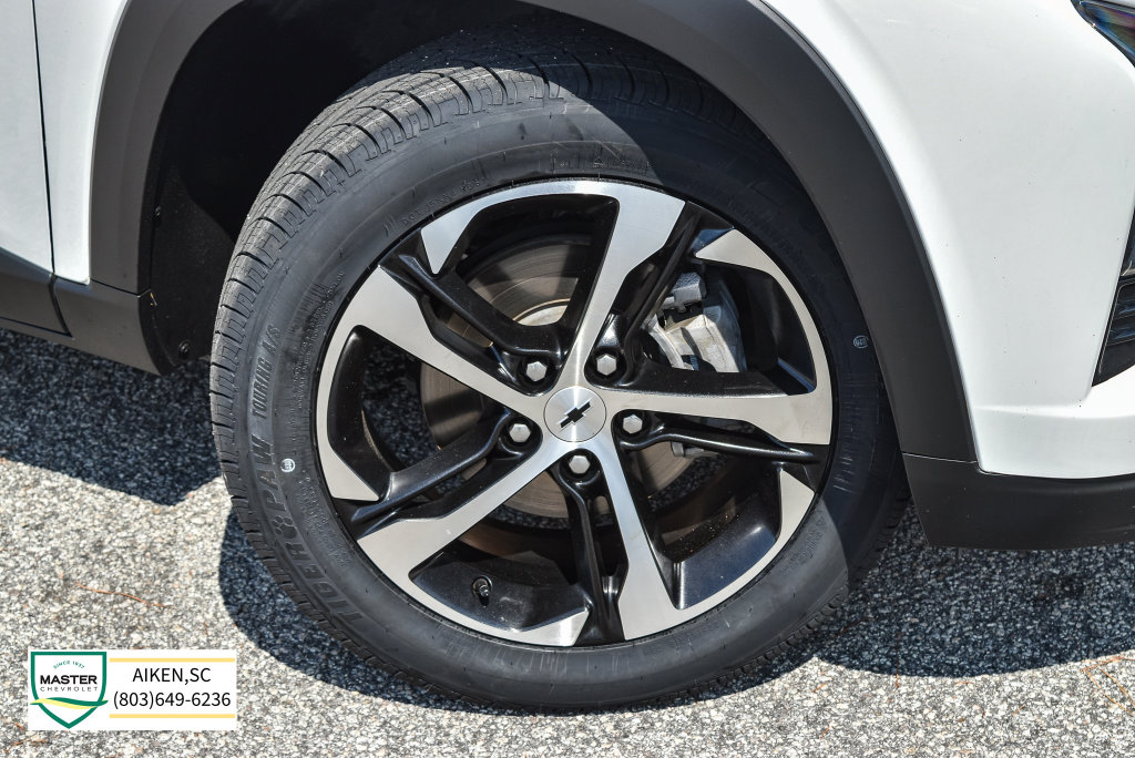 Used 2024 Chevrolet Trax SUV