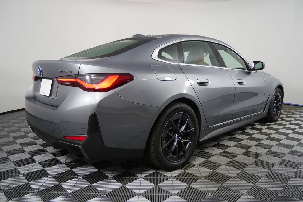 Thumbnail: 2024 BMW i4 - 3