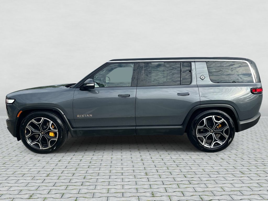 Thumbnail: 2022 Rivian R1S - 8