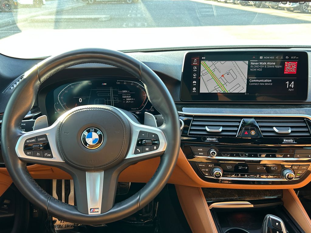 2022 BMW 5 Series 540i 17