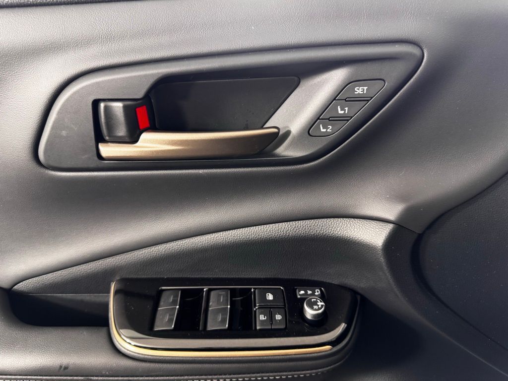 Used 2025 White Toyota XLE image 14