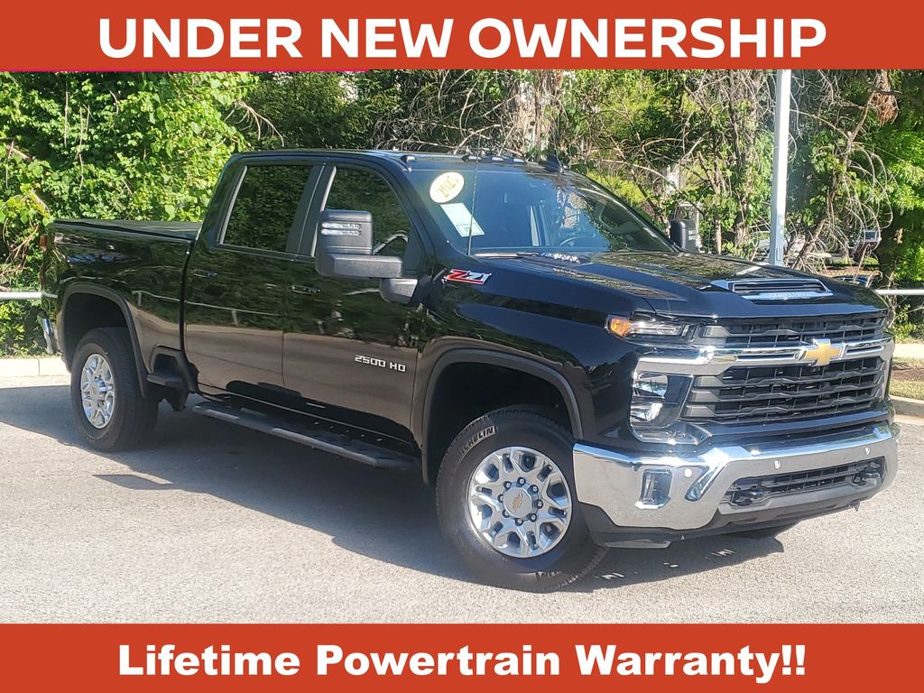 2025 Chevrolet Silverado 2500HD LT Crew Cab 4WD