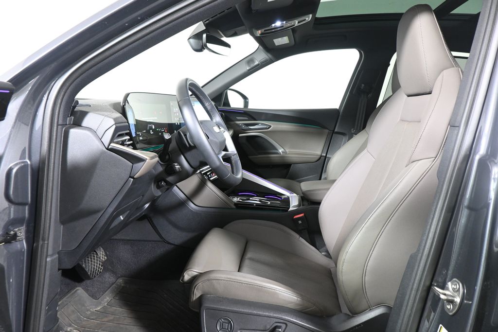 Thumbnail: 2025 Audi Q5 - 3