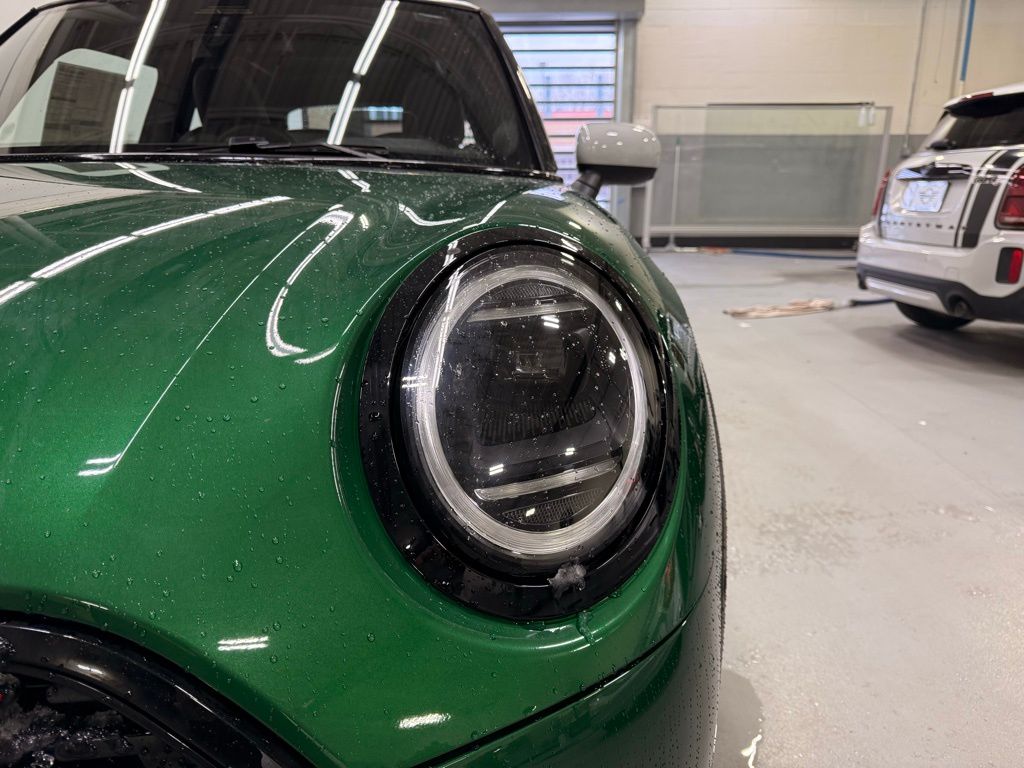 Thumbnail: 2026 MINI Cooper - 9