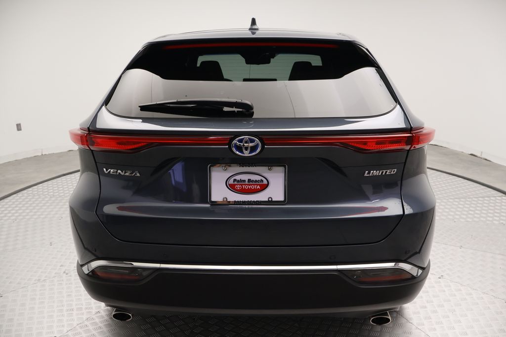 Thumbnail: 2023 Toyota Venza - 10
