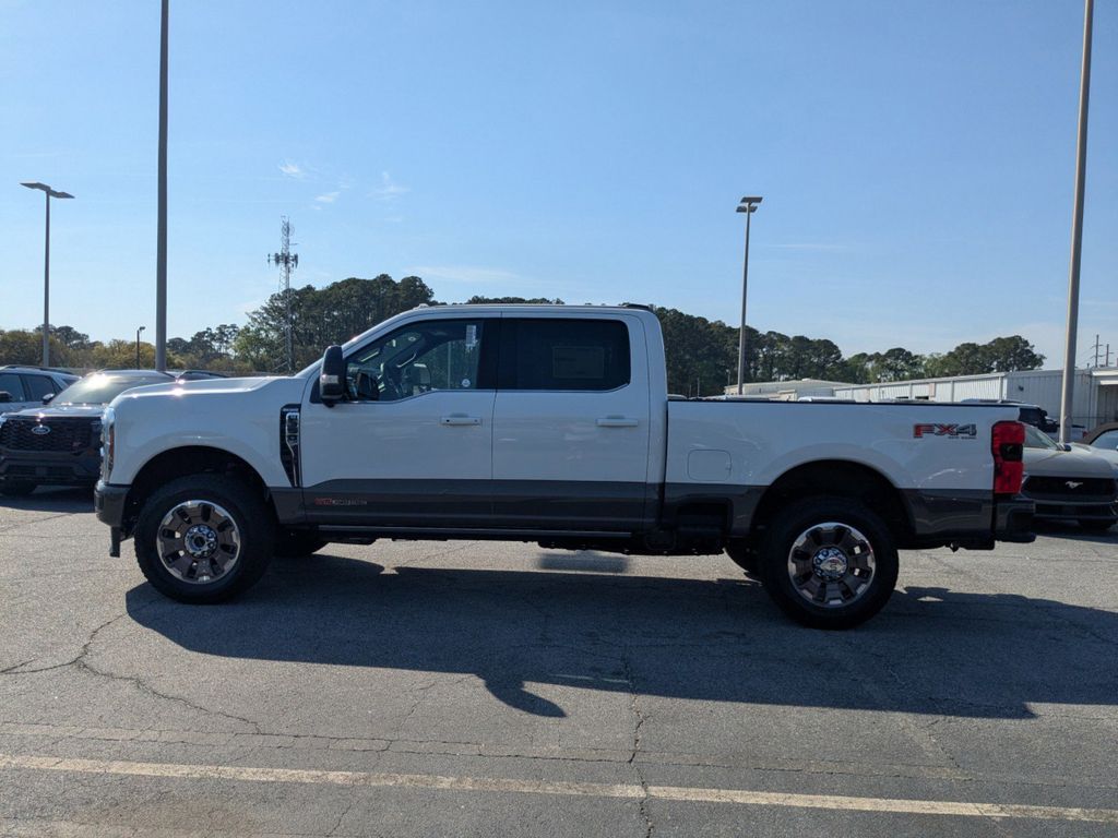 2026 Ford F-350 Super Duty Platinum