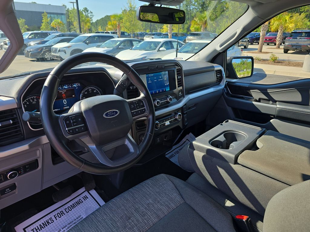2023 Black Metallic Ford F-150 XLT RWD Truck