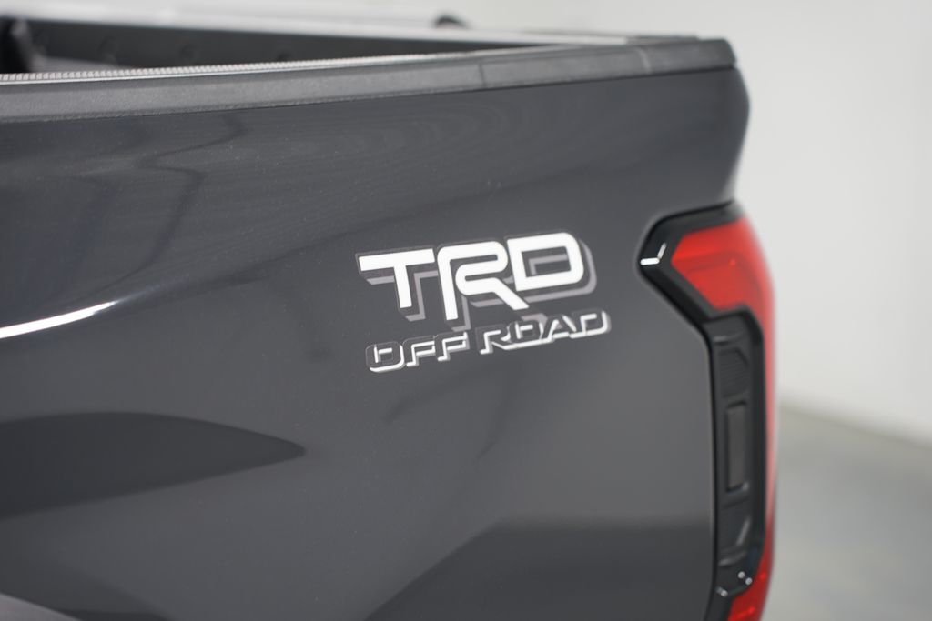 2025 Toyota Tacoma TRD Off-Road 11
