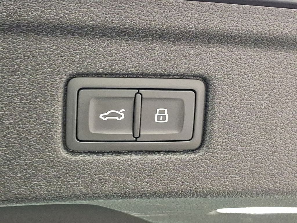 Thumbnail: 2019 Audi A5 - 30