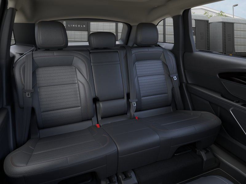 New 2026 Radiance Metallic Lincoln Reserve image 11