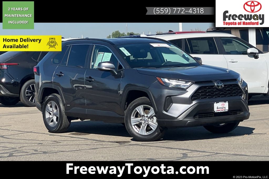 2025 Toyota RAV4 Hybrid XLE AWD