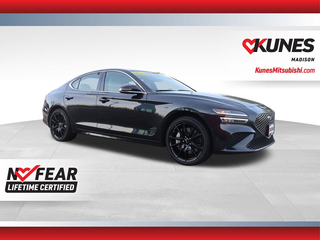 2025 Genesis G70 2.5T Standard RWD