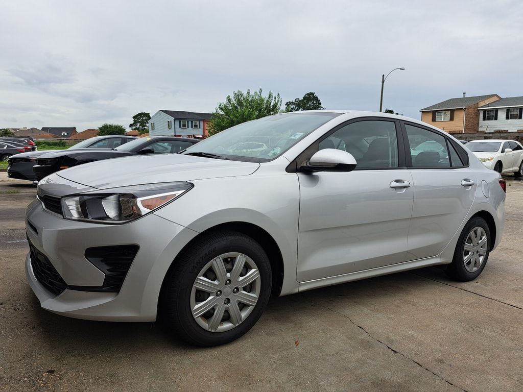 Silky Silver 2023 Kia Rio Sedan Front-Wheel Drive Continuously Variable Transmission