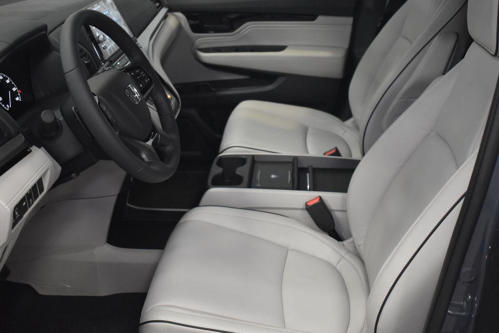 Thumbnail: 2025 Honda Odyssey - 20
