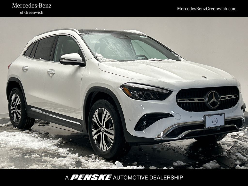 2025 Mercedes-Benz GLA 250 4MATIC Hero Image