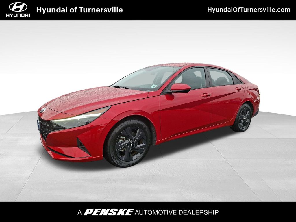 2021 Hyundai Elantra SEL Hero Image