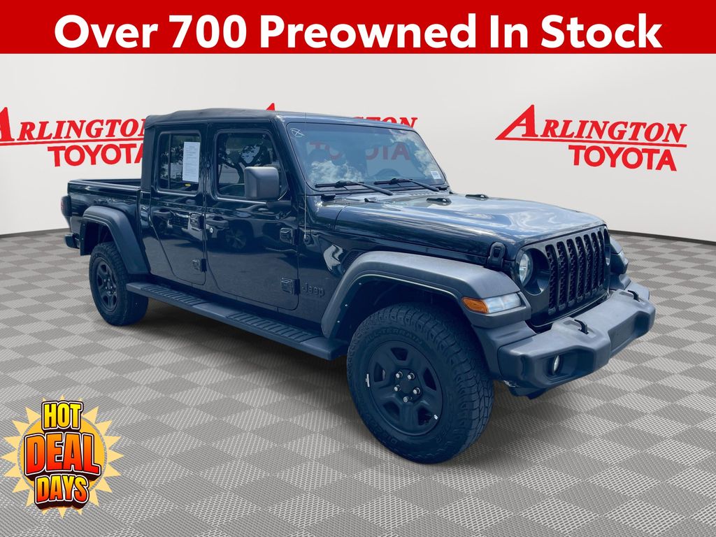 2022 Jeep Gladiator Sport's photo