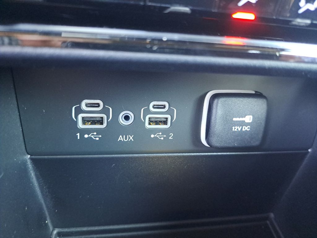 New Car 2025 Jeep Grand Cherokee  Laredo For Sale Under $40,000 In Austin, Texas