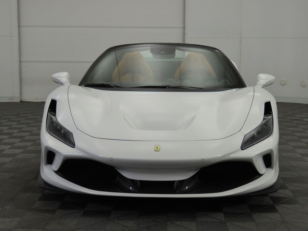 2022 Ferrari F8 Spider 10