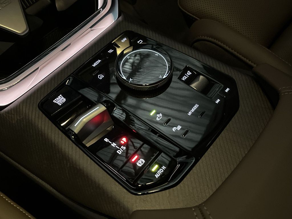 Thumbnail: 2026 BMW X3 - 20