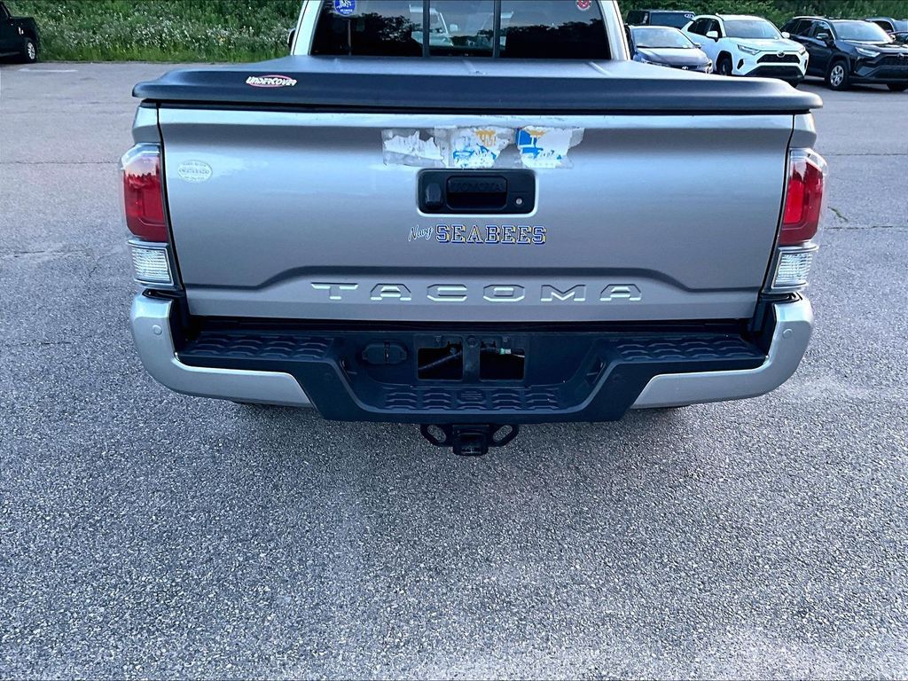 2021 Toyota Tacoma — photo 10
