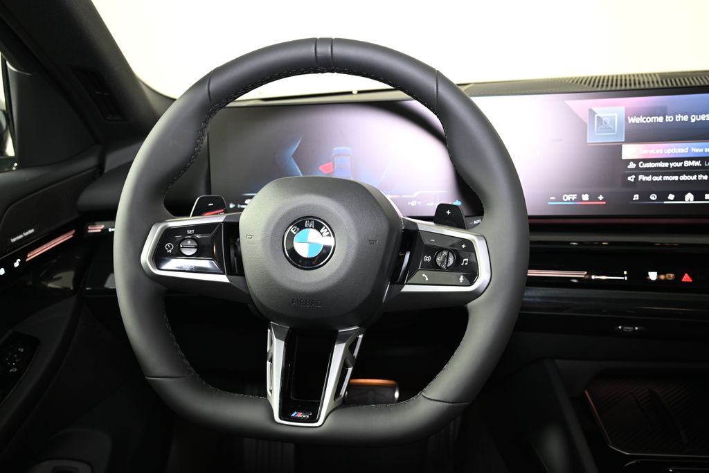 Thumbnail: 2026 BMW 5 Series - 17