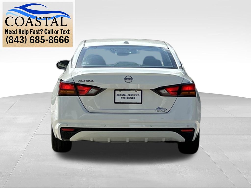 2025 Nissan Altima 2.5 SV - 11