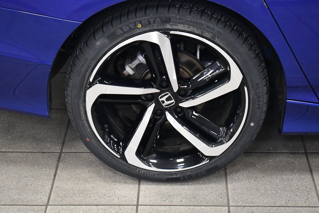 Thumbnail: 2021 Honda Accord - 12