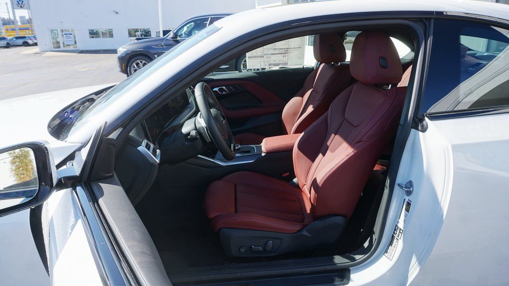 2025 BMW 2 Series 230i - Photo 7