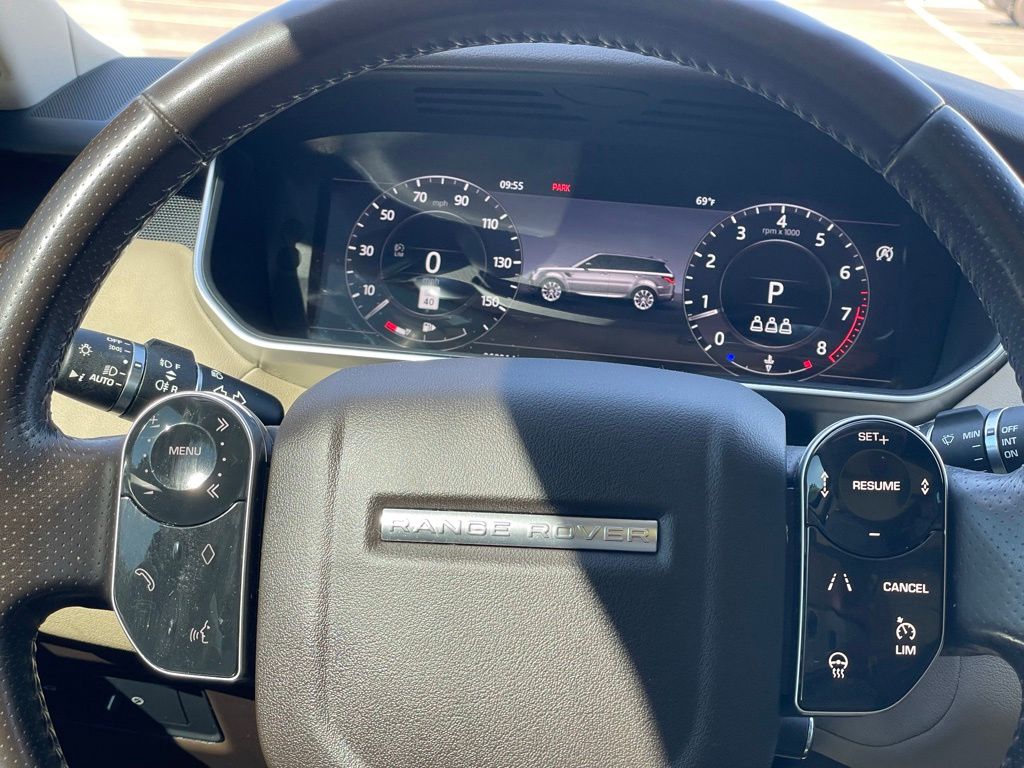 Thumbnail: 2020 Land Rover Range Rover Sport - 12