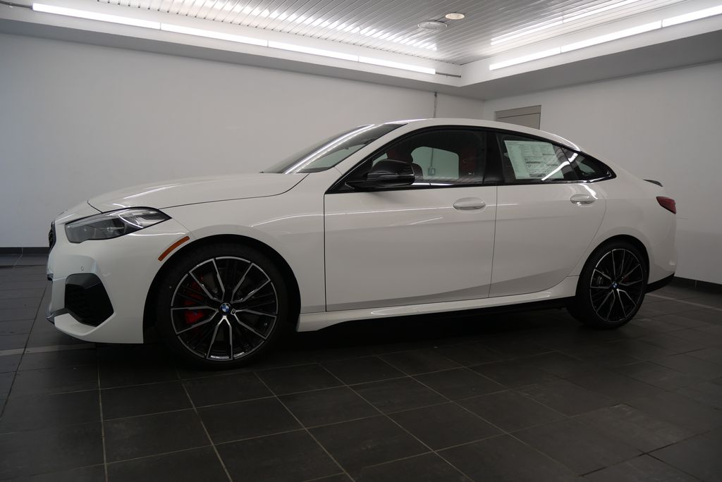 2024 BMW 2 Series M235i xDrive 2