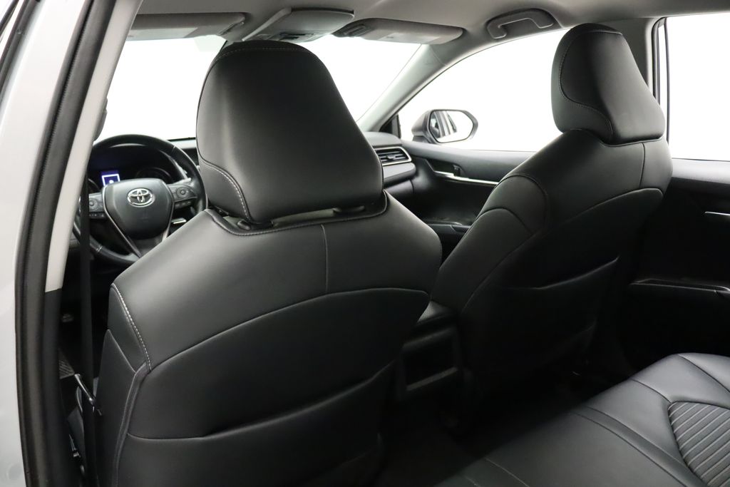 Thumbnail: 2023 Toyota Camry - 20