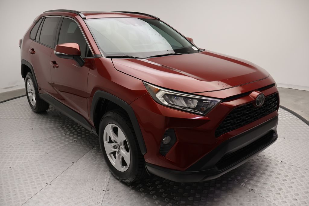 Thumbnail: 2019 Toyota RAV4 - 6