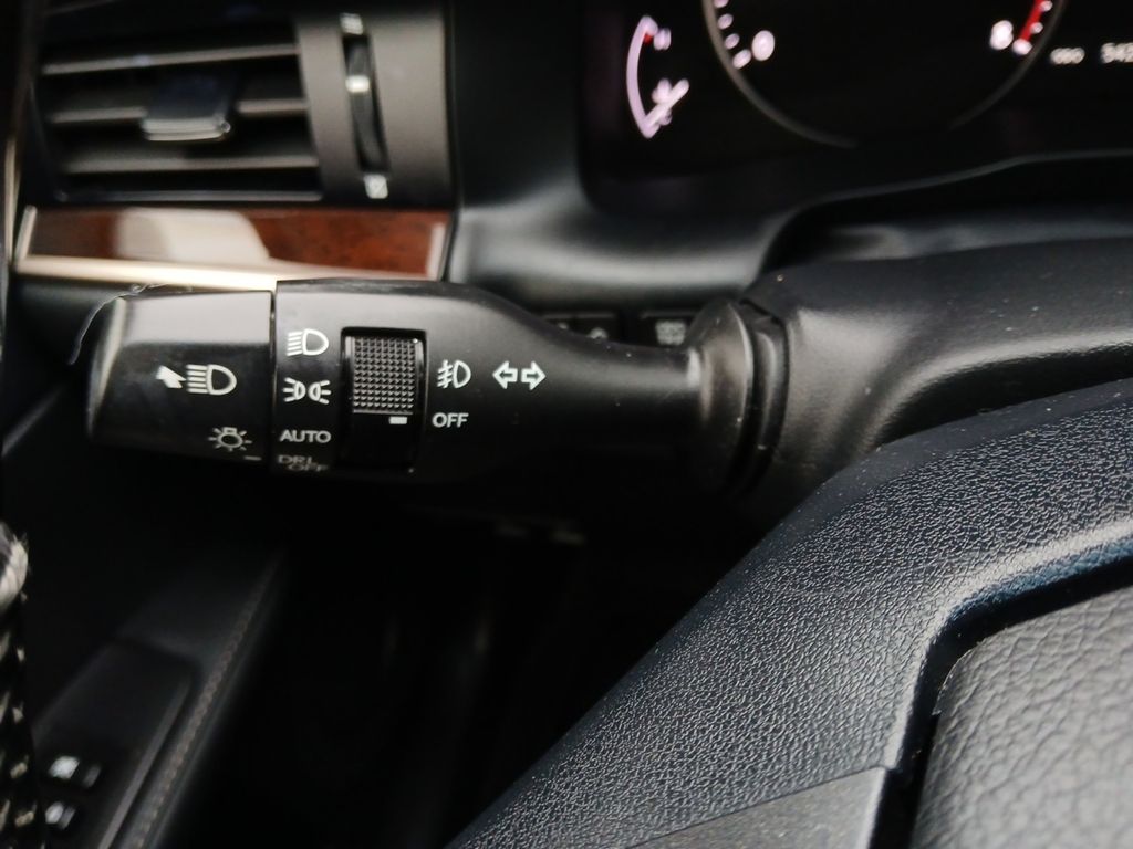 Used Car 2014 Lexus Es  350 For Sale Under $20,000 In Austin, Texas