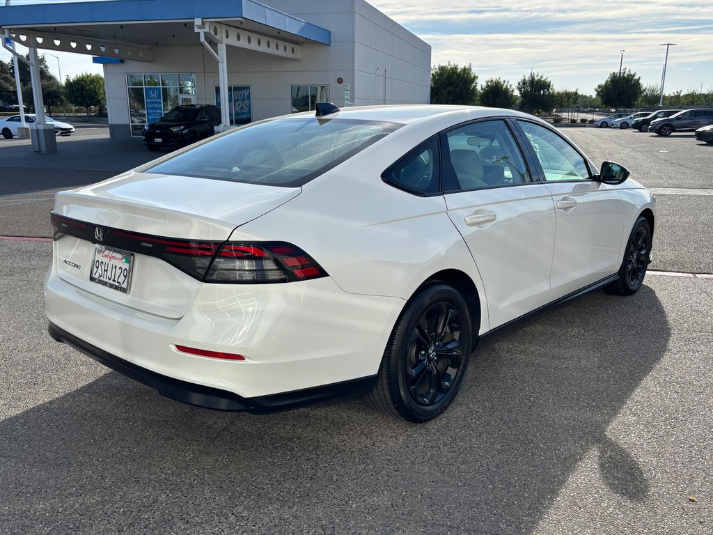 Thumbnail: 2025 Honda Accord - 5
