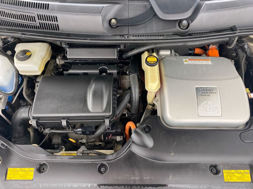 2006 Toyota Prius Base 27