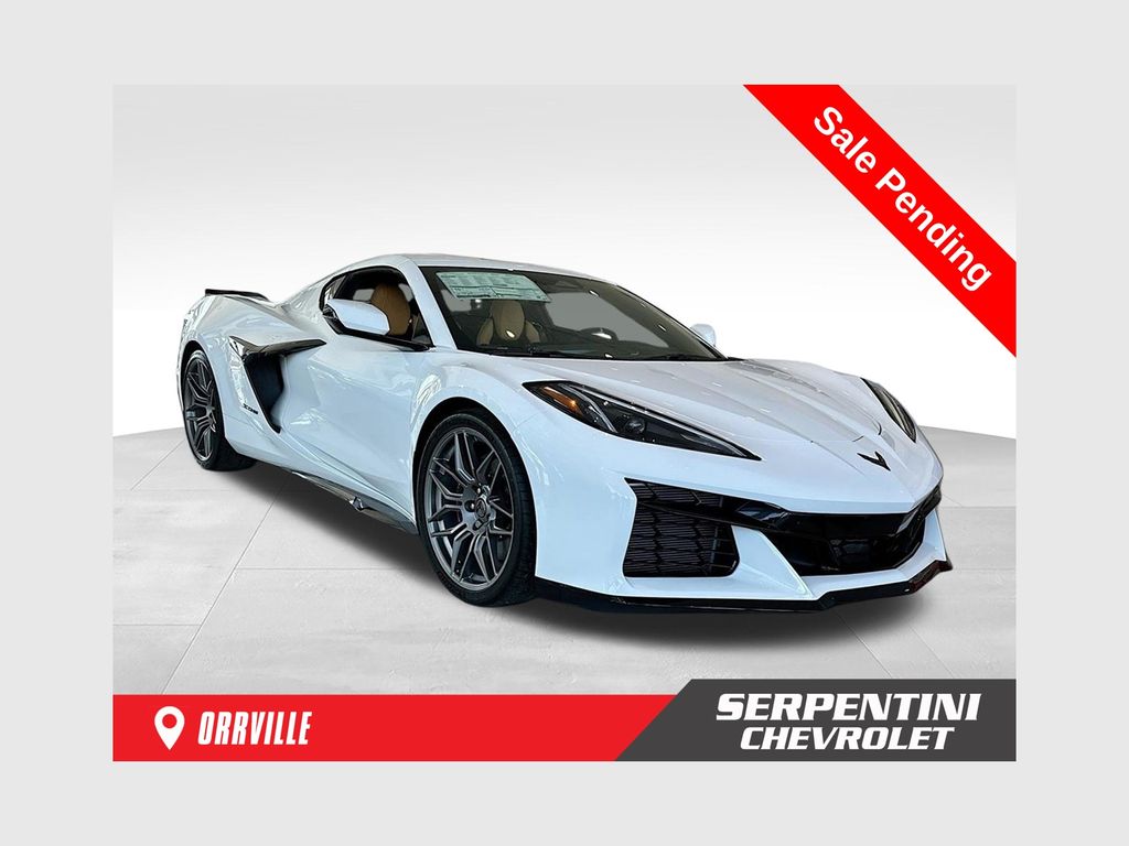 Arctic White 2026 Chevrolet Corvette Coupe Rear-Wheel Drive 8-Speed Dual Clutch