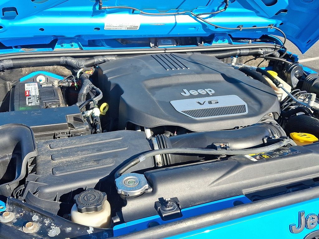 Thumbnail: 2017 Jeep Wrangler - 27