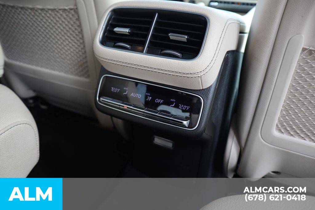 Used 2025 White Mercedes-Benz GLS 450 image 30