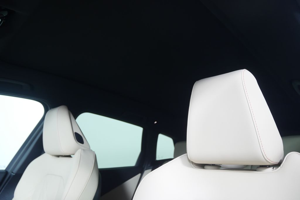 Thumbnail: 2026 BMW X3 - 11