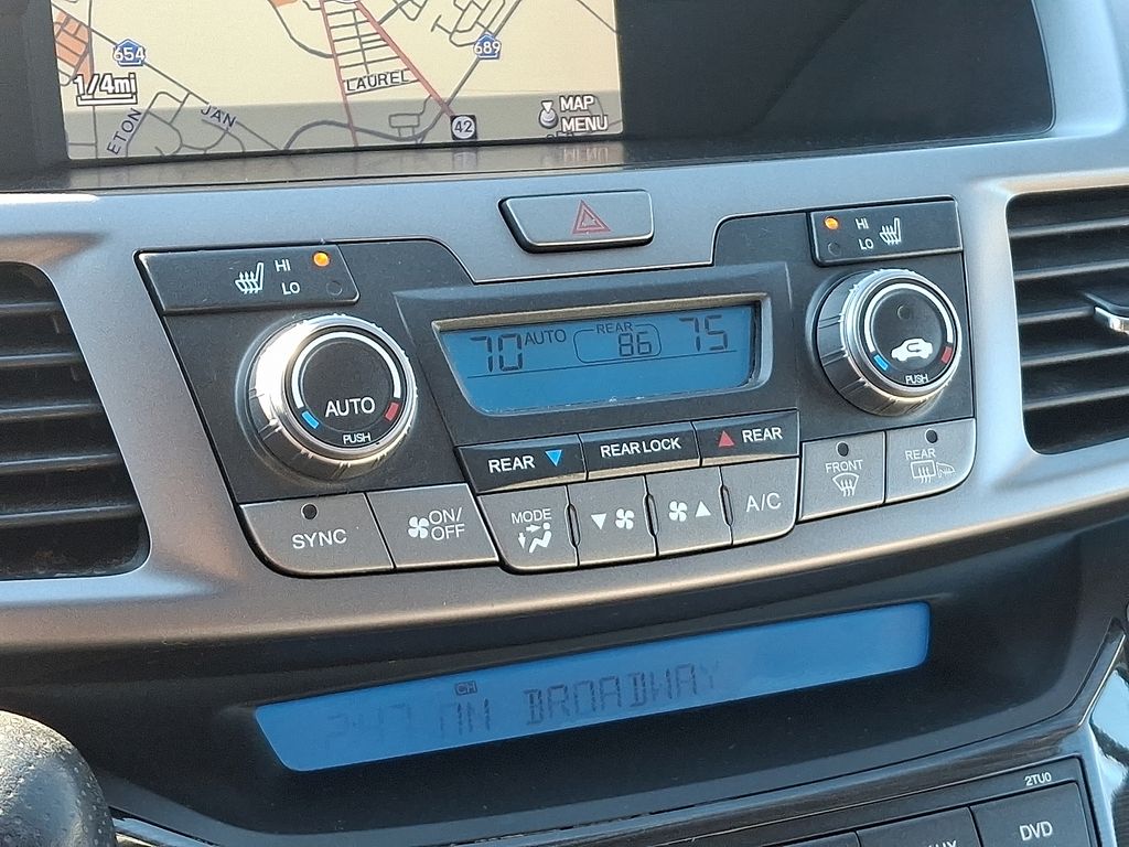 Thumbnail: 2012 Honda Odyssey - 21