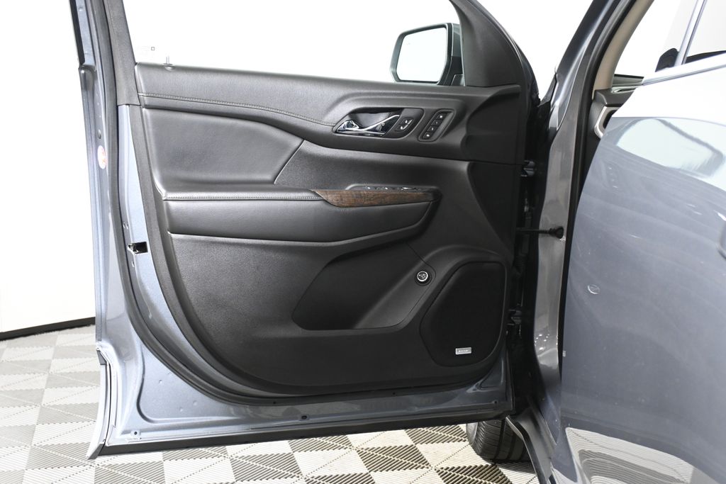 Thumbnail: 2021 GMC Acadia - 30