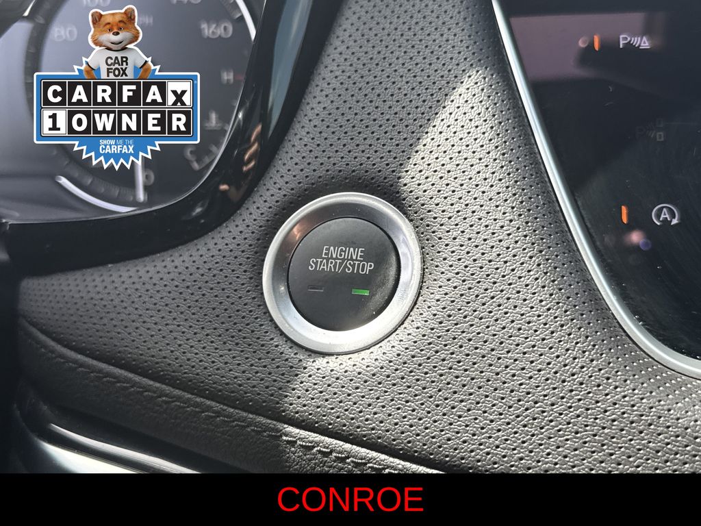 2024 Cadillac XT6 Luxury White at River Oaks CDJR