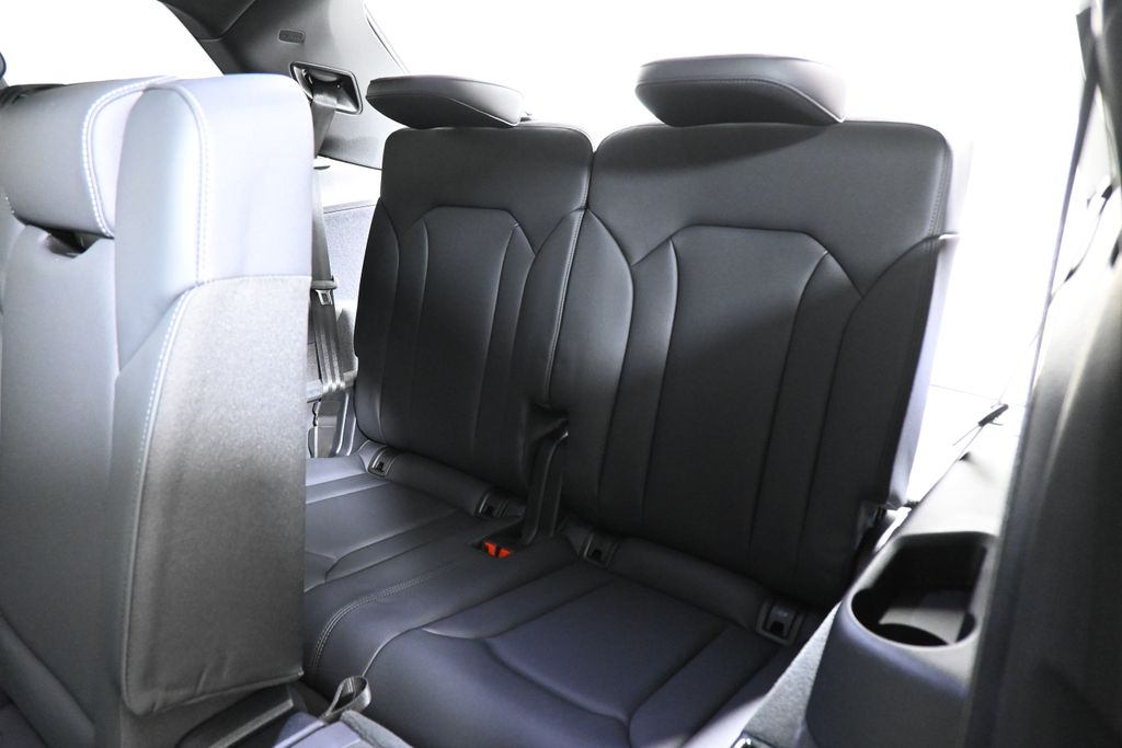 Thumbnail: 2026 Audi Q7 - 29