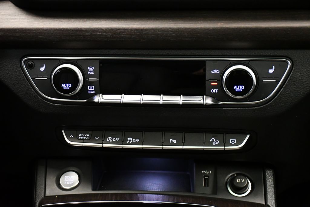 Thumbnail: 2023 Audi Q5 - 29