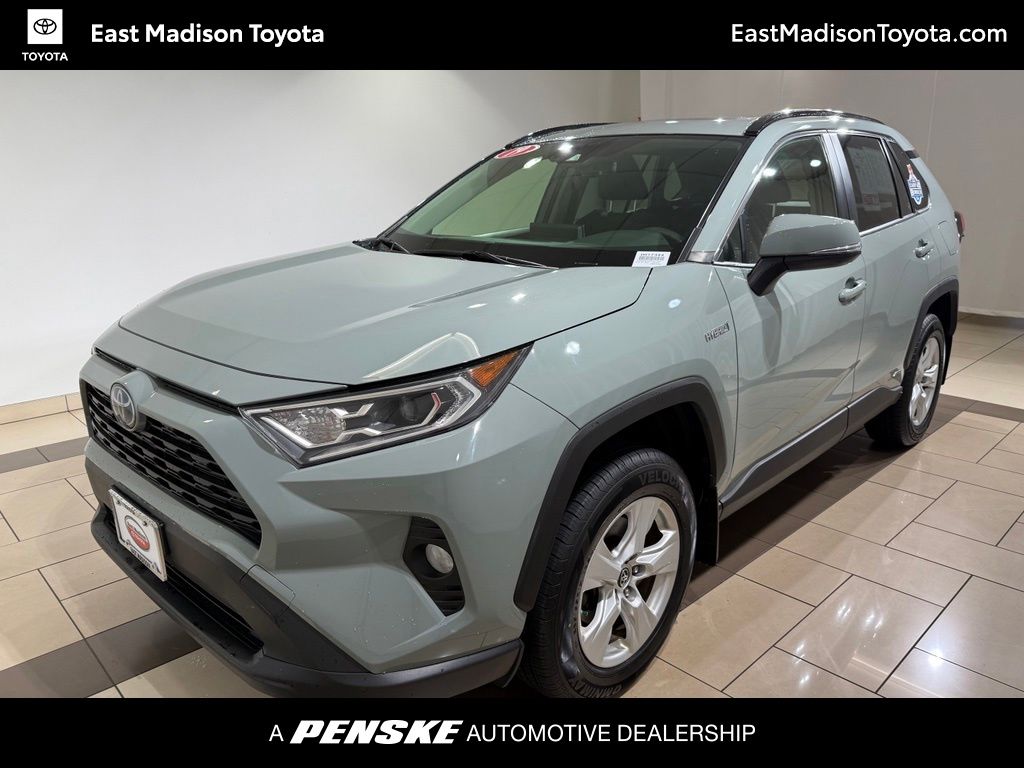 Thumbnail: 2019 Toyota RAV4 - 1