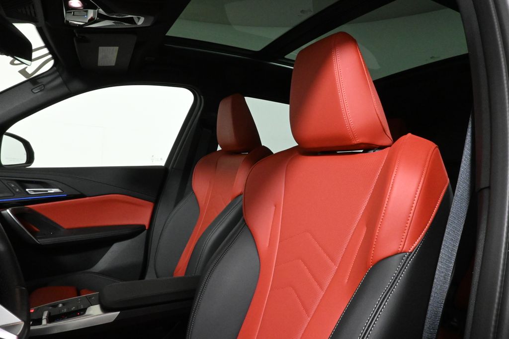 Thumbnail: 2025 BMW X1 - 15