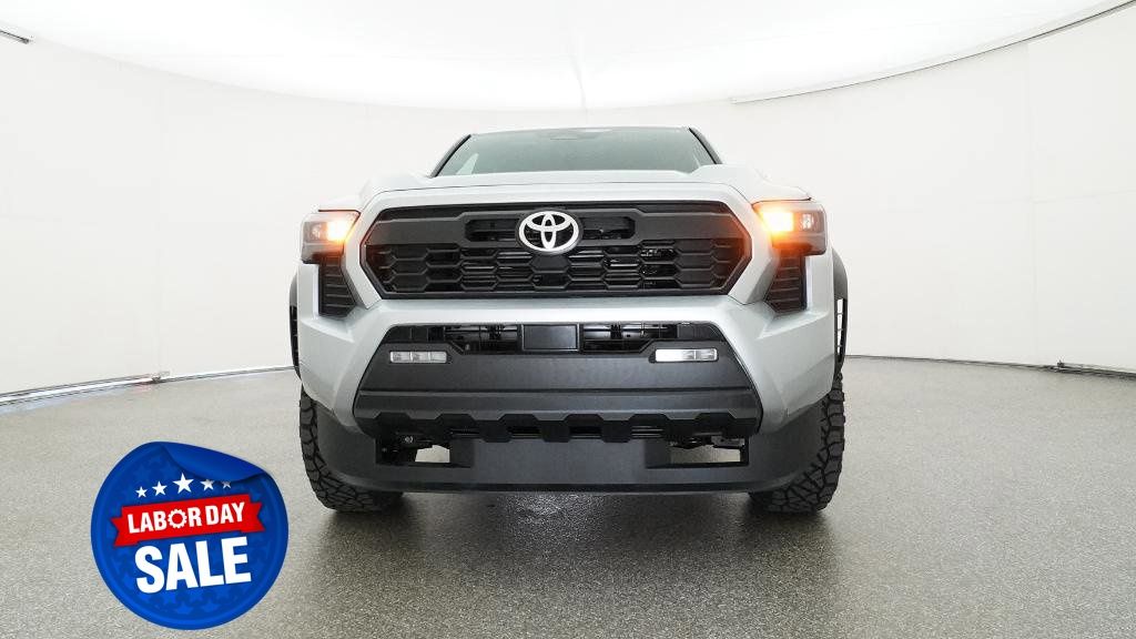 2025 Toyota Tacoma TRD Off Road - Photo 13